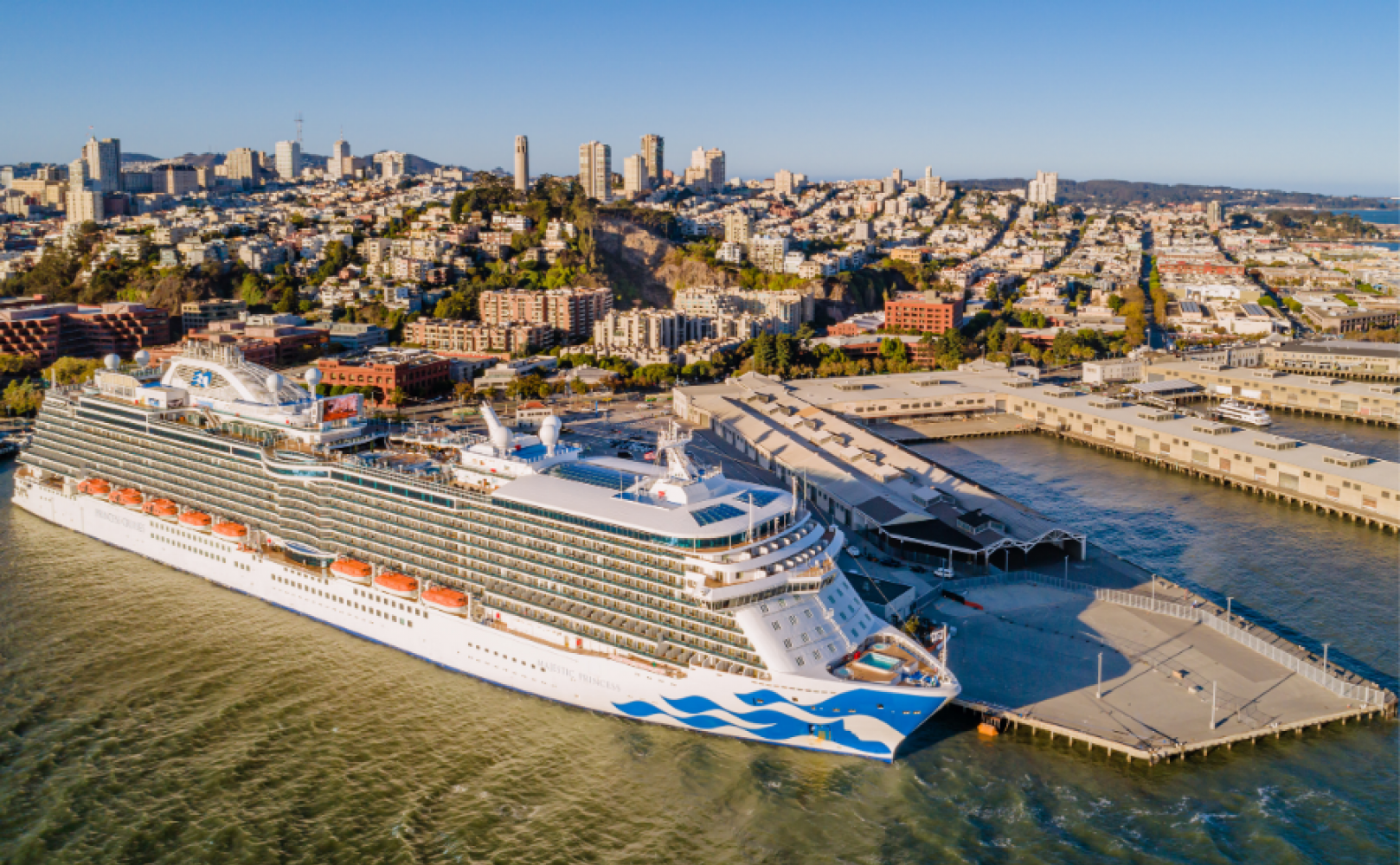 Cruise ship at Pier 27