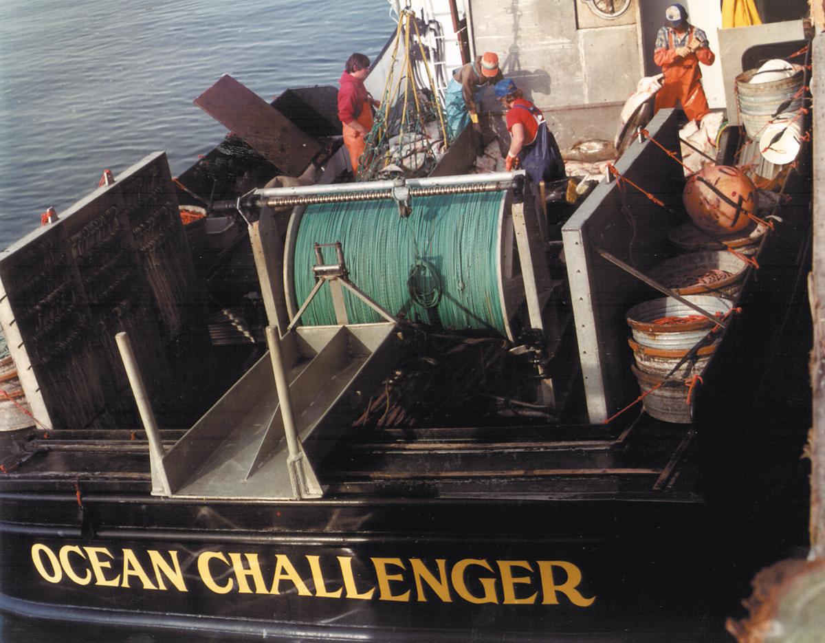 Long&nbsp;liner&nbsp;boat&nbsp;with&nbsp;the&nbsp;name&nbsp;“Ocean&nbsp;Challenger”.&nbsp;