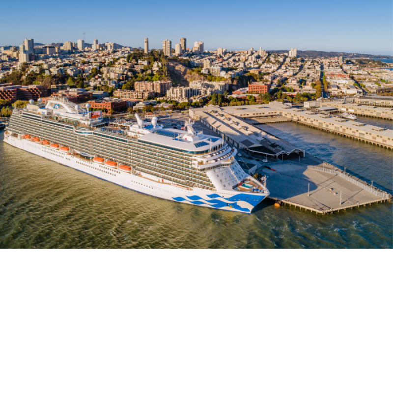 Cruise ship at Pier 27